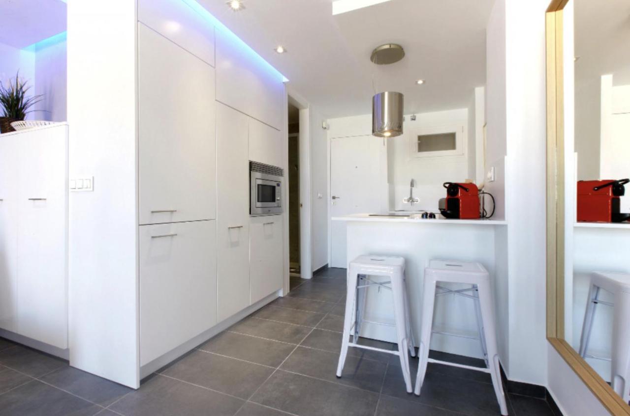 Precioso Apartamento Con Vistas Al Mar Y Piscinas Benalmádena Zewnętrze zdjęcie