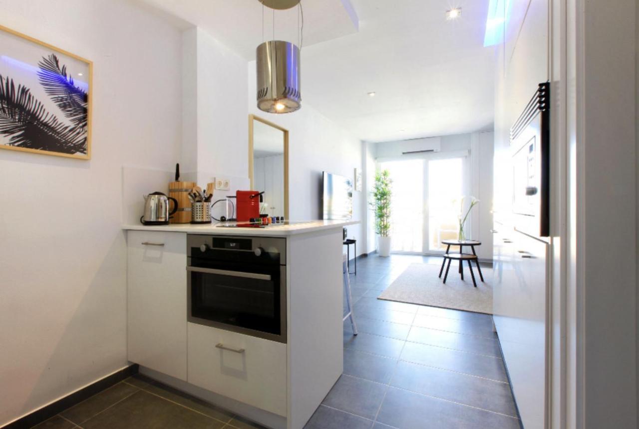 Precioso Apartamento Con Vistas Al Mar Y Piscinas Benalmádena Zewnętrze zdjęcie