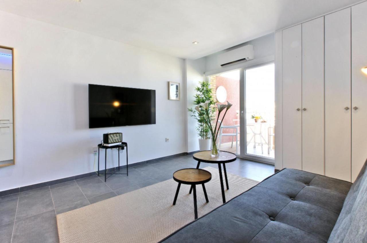 Precioso Apartamento Con Vistas Al Mar Y Piscinas Benalmádena Zewnętrze zdjęcie